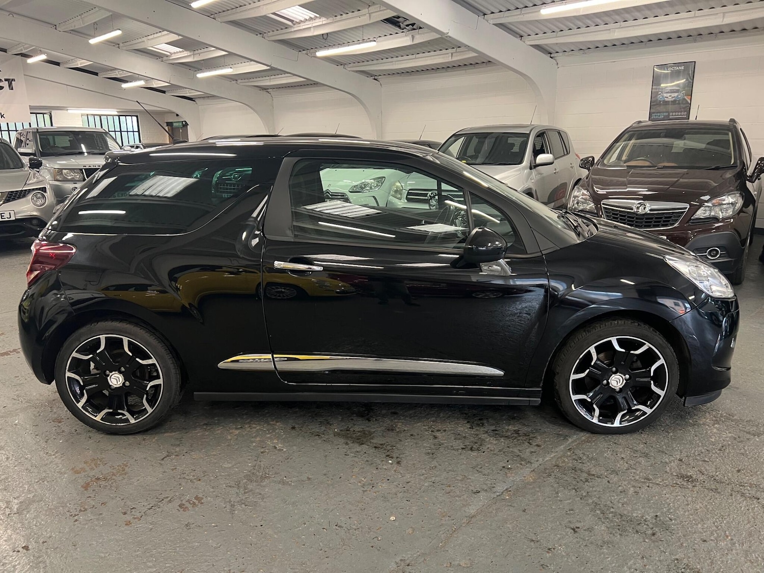 Used Citroen DS3 2013 for sale - 76371391: Photo 7