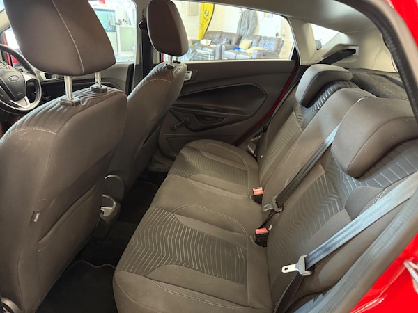 Used Ford Fiesta 2015 for sale - 75669989: Photo 13