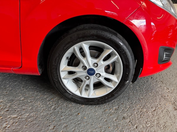 Used Ford Fiesta 2015 for sale - 75669989: Photo 19