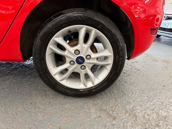 Used Ford Fiesta 2015 for sale - 75669989: Photo 21