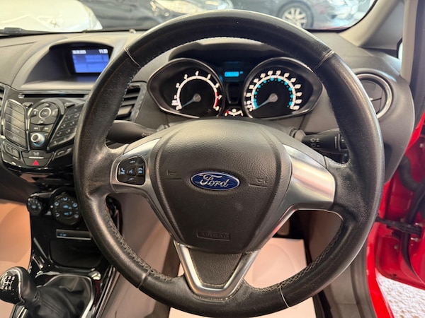 Used Ford Fiesta 2015 for sale - 75669989: Photo 28