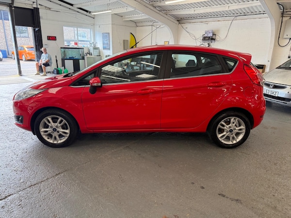 Used Ford Fiesta 2015 for sale - 75669989: Photo 5