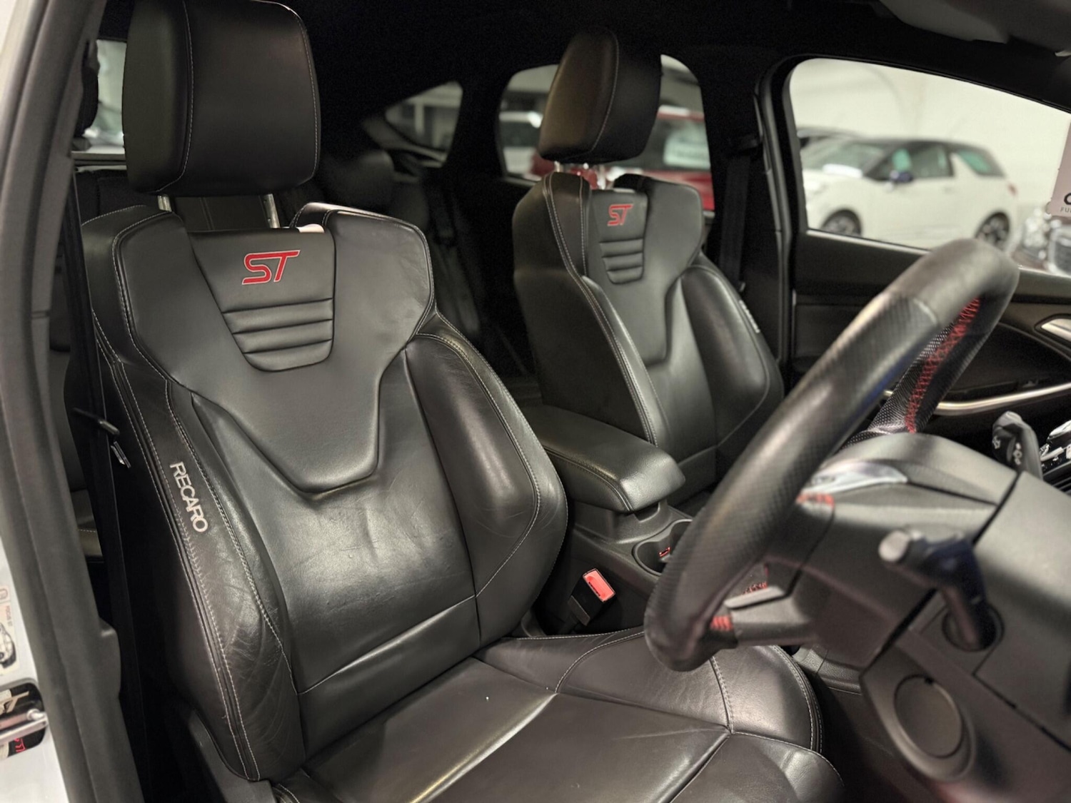 Used Ford Focus 2013 for sale - 76422789: Photo 12