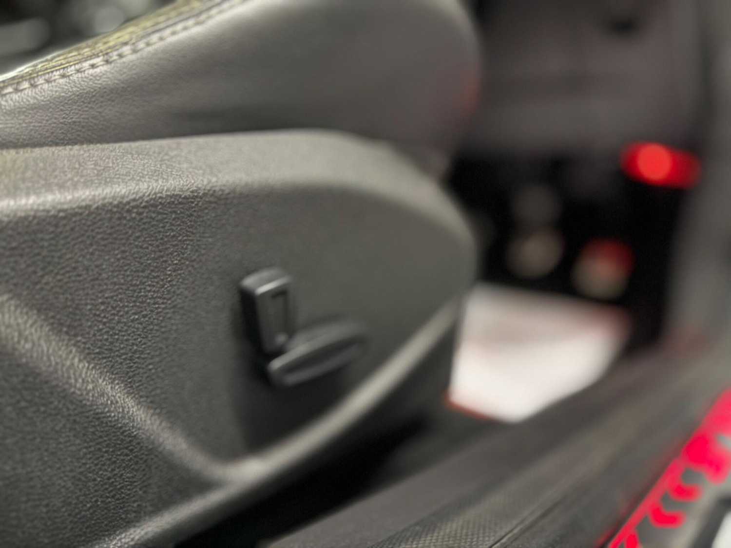 Used Ford Focus 2013 for sale - 76422789: Photo 15