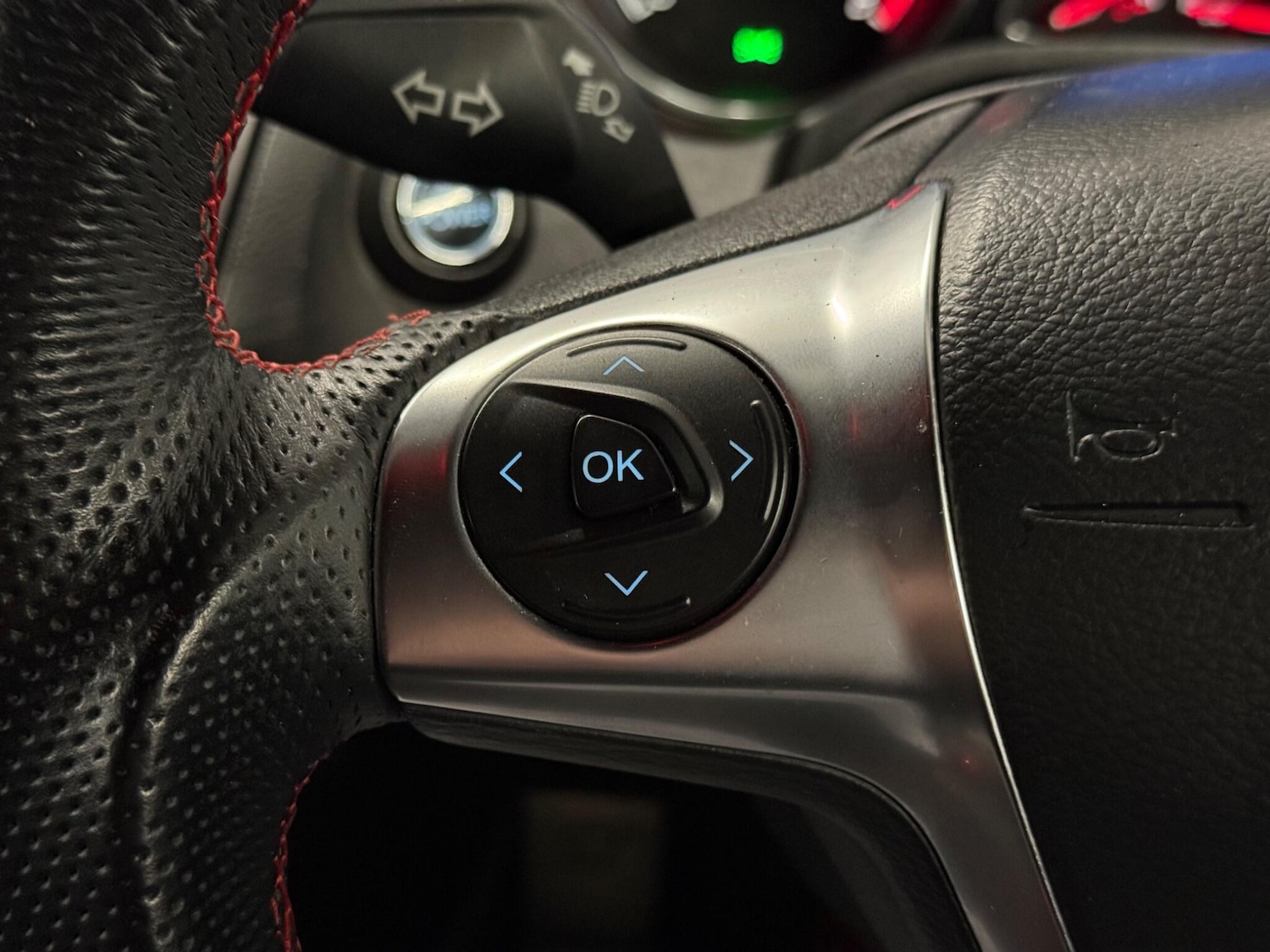 Used Ford Focus 2013 for sale - 76422789: Photo 17