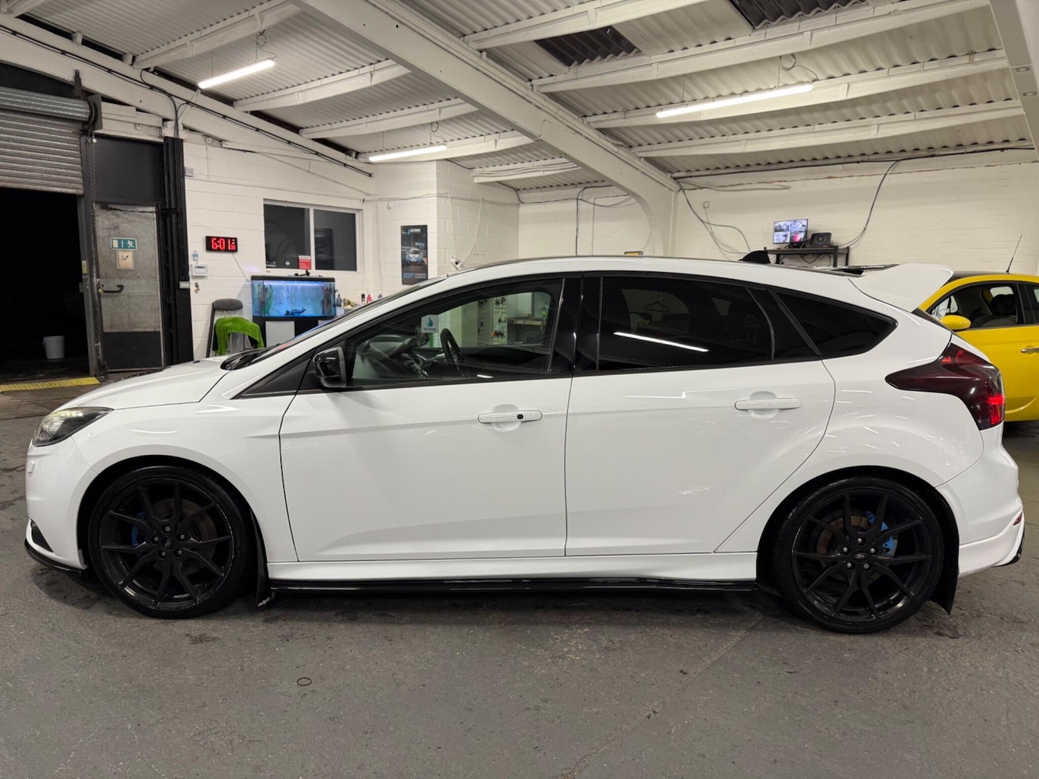 Used Ford Focus 2013 for sale - 76422789: Photo 4