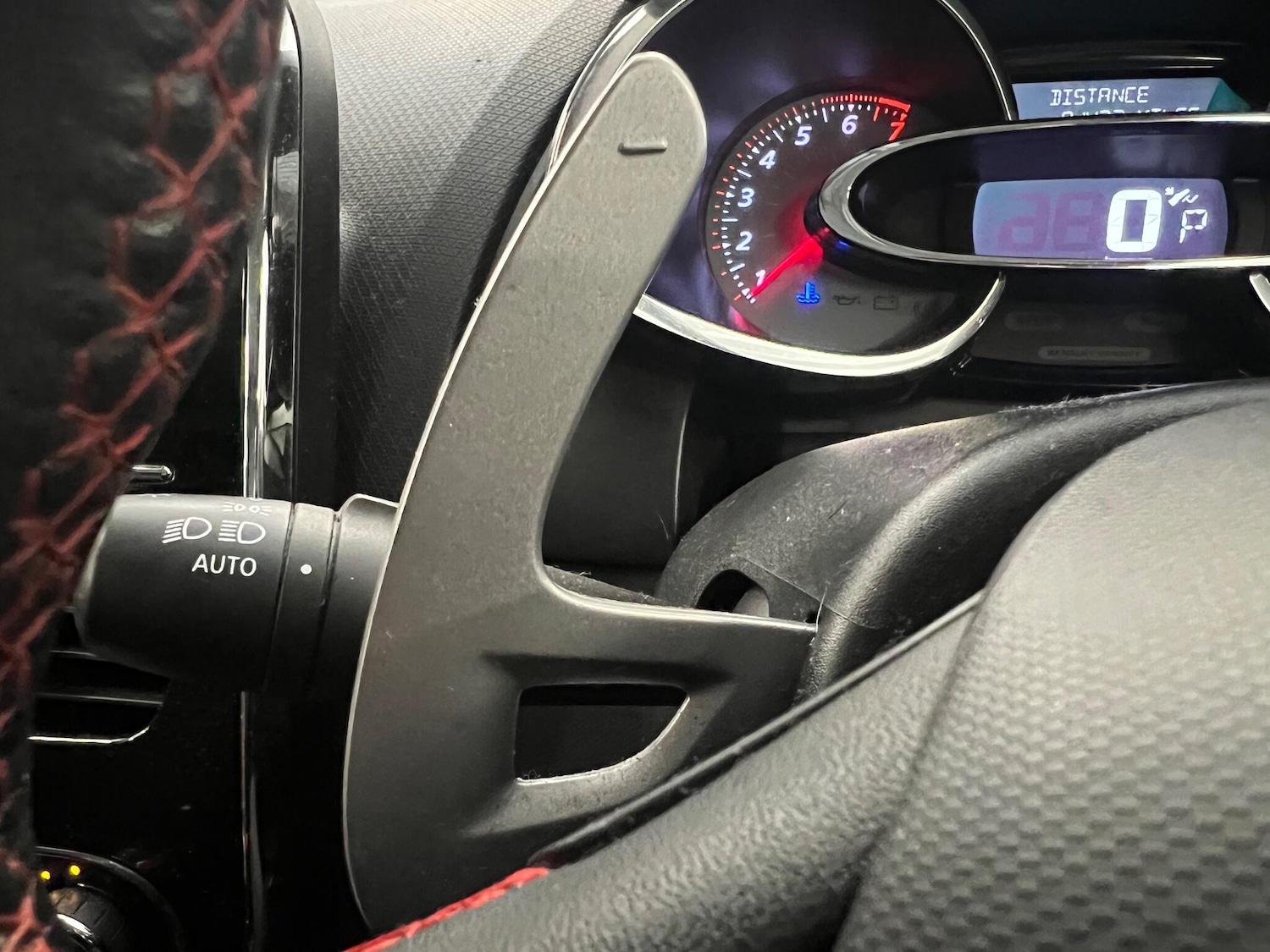 Used Renault Clio 2014 for sale - 77230209: Photo 38