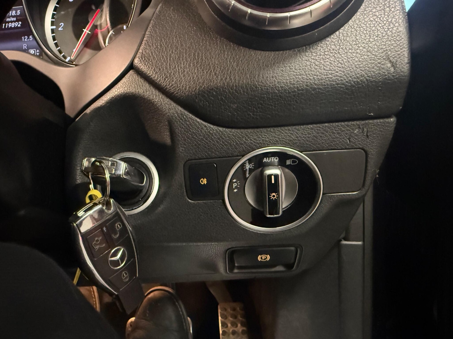 Used Mercedes-Benz CLA 2014 for sale - 76823670: Photo 17