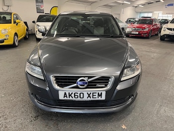 Used Volvo S40 2010 for sale - 76457179: Photo