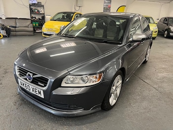 Used Volvo S40 2010 for sale - 76457179: Photo