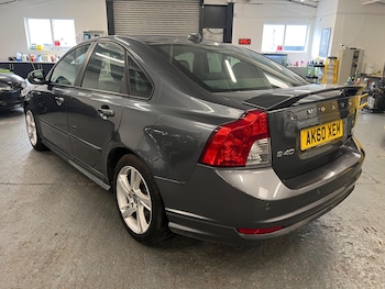 Used Volvo S40 2010 for sale - 76457179: Photo