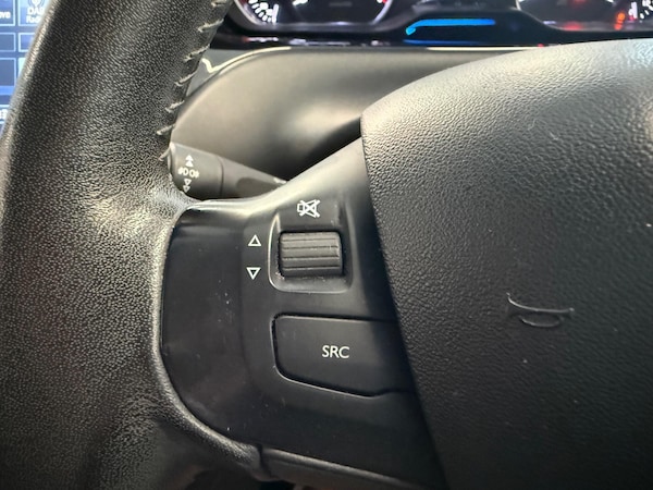 Used Peugeot 208 2015 for sale - 75670163: Photo 13