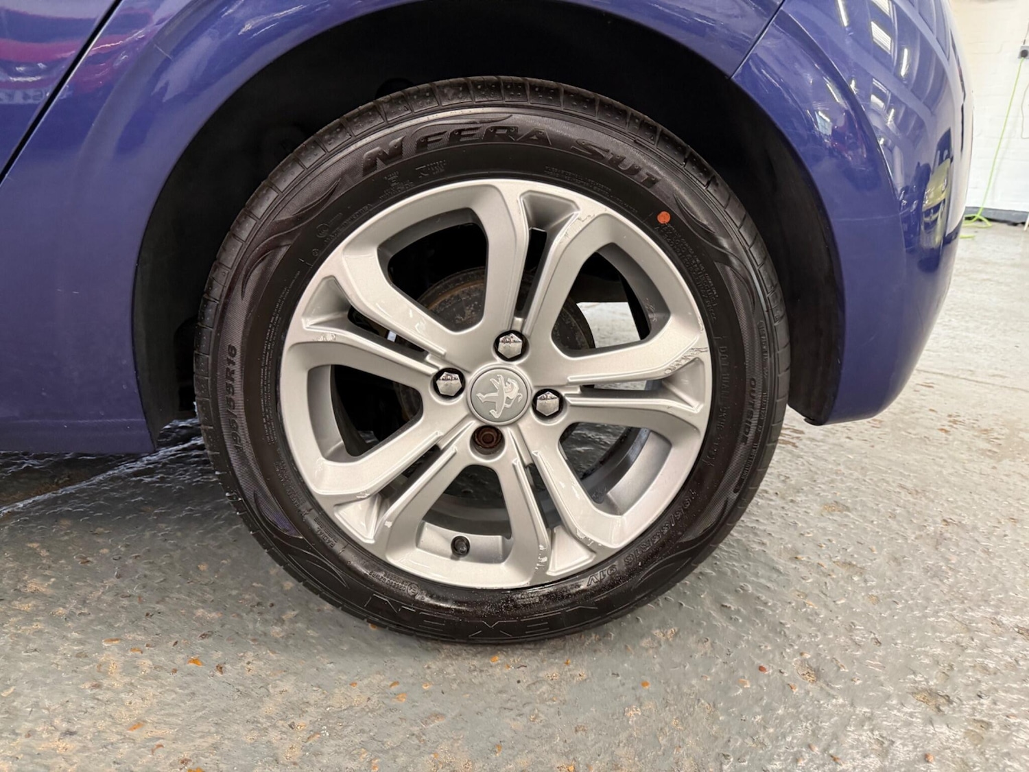 Vehicle 21