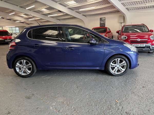 Used Peugeot 208 2015 for sale - 75670163: Photo 7