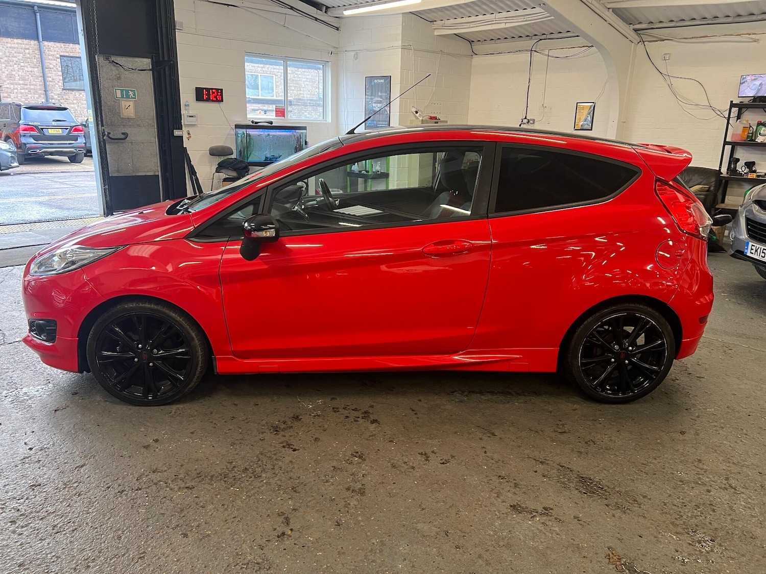 Used Ford Fiesta 2015 for sale - 76926887: Photo 5