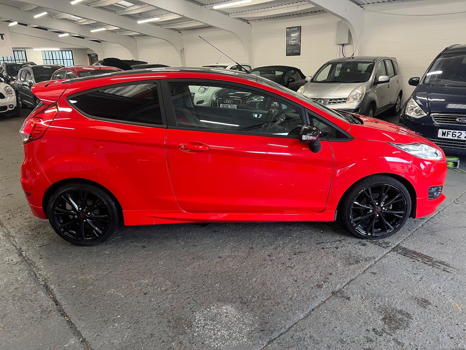Used Ford Fiesta 2015 for sale - 76926887: Photo 7