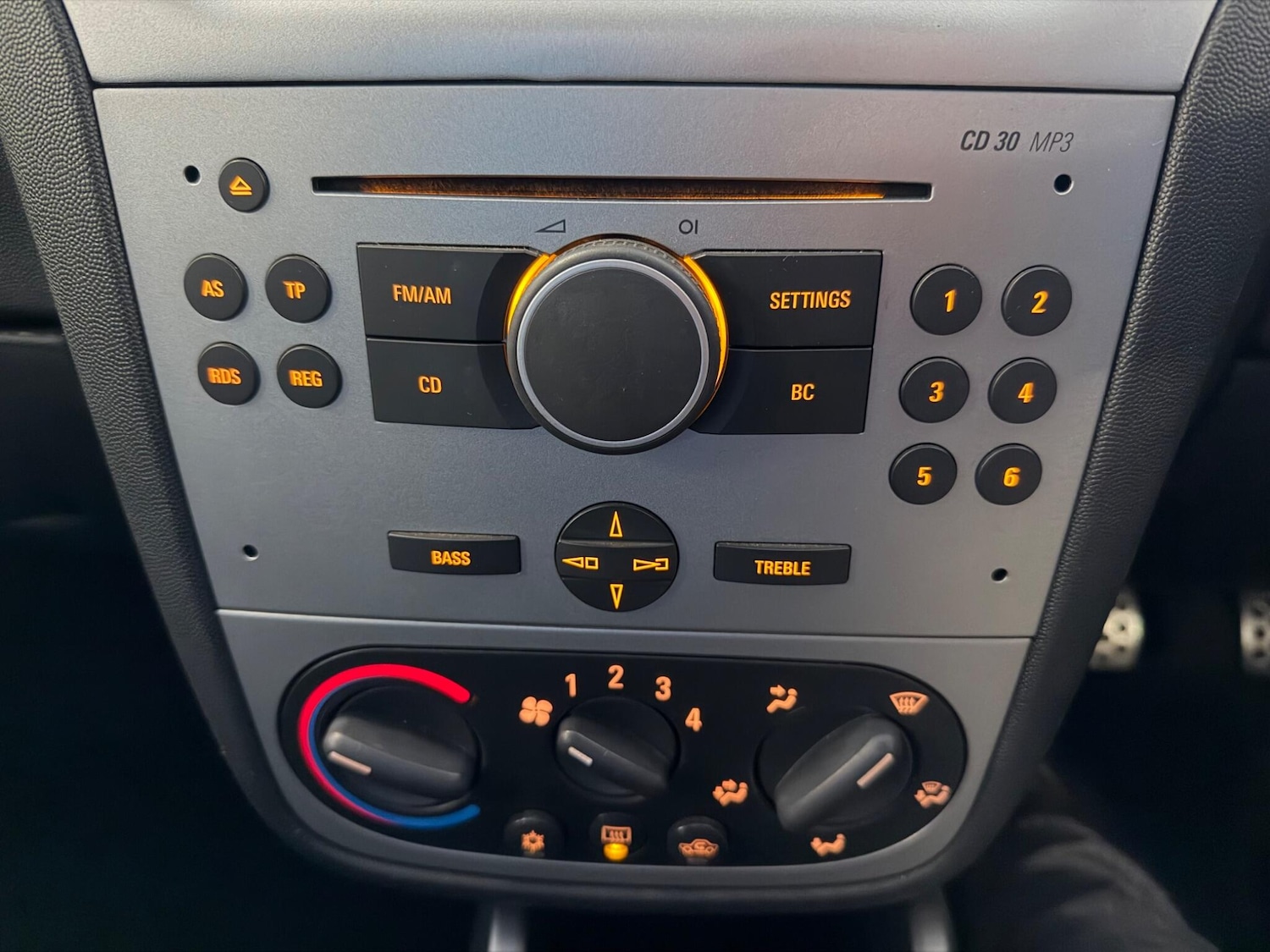 Used Vauxhall Tigra for sale - 78135529: Photo 36