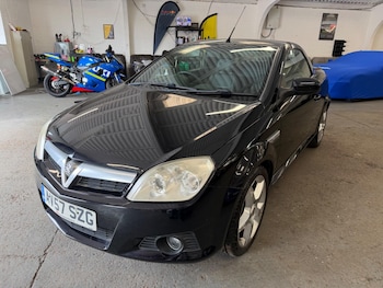 Used Vauxhall Tigra 2007 for sale - 78135529: Photo
