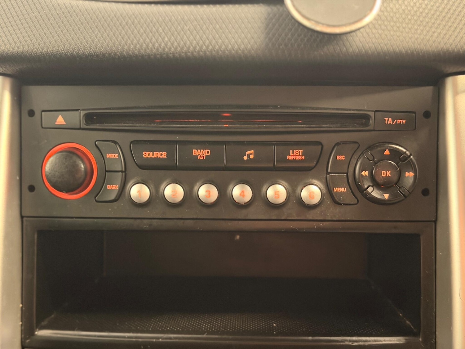 Used Peugeot 207 2011 for sale - 76485804: Photo 10