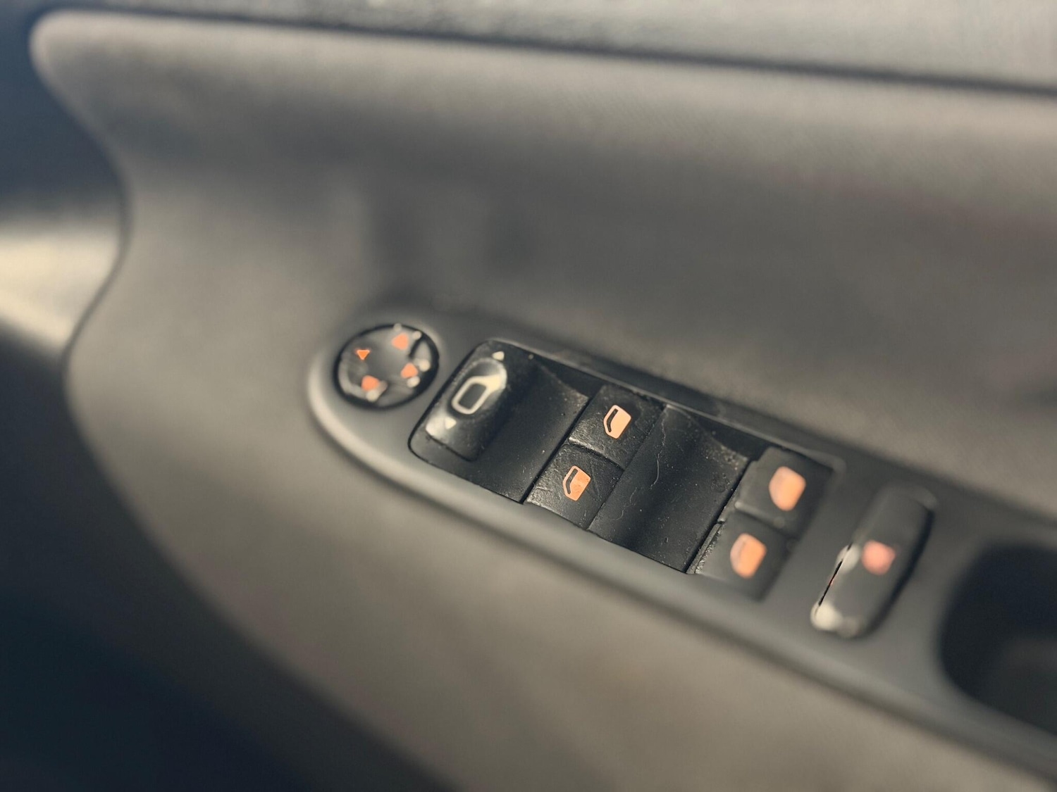 Used Peugeot 207 2011 for sale - 76485804: Photo 16