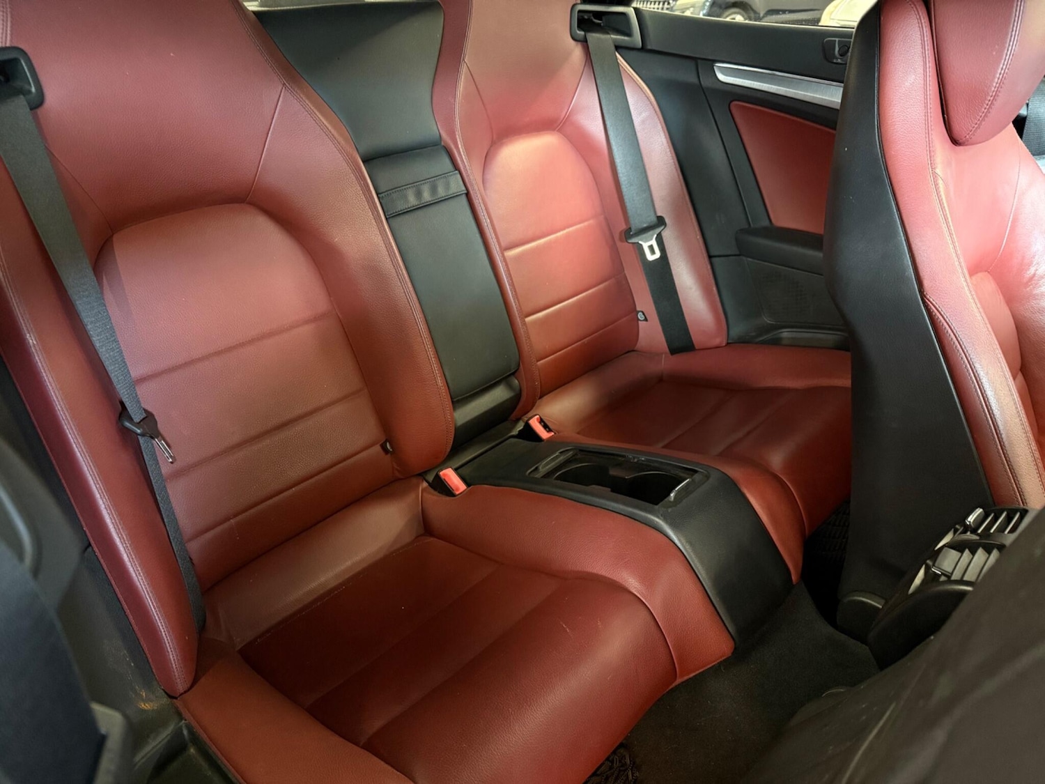 Used Mercedes-Benz E Class 2011 for sale - 76989101: Photo 10