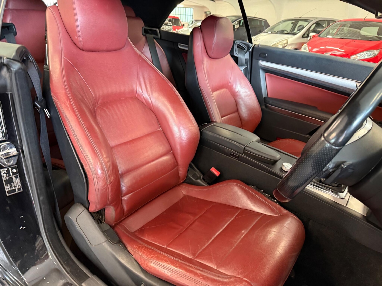 Used Mercedes-Benz E Class 2011 for sale - 76989101: Photo 11