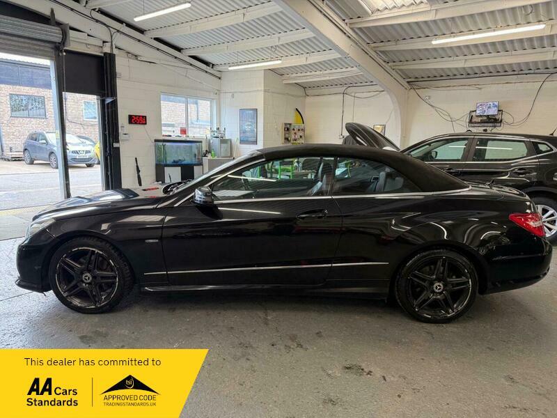 Used Mercedes-Benz E Class 2011 for sale - 76989101: Photo 6