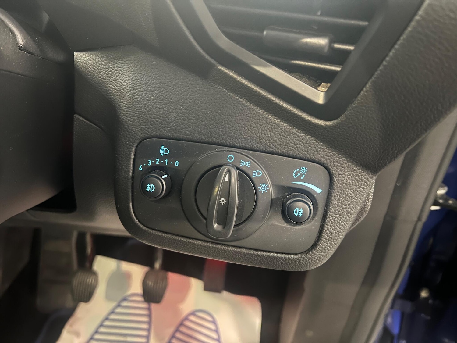 Used Ford Grand C-Max 2016 for sale - 77305296: Photo 16