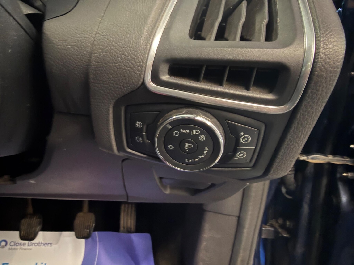 Used Ford Focus 2011 for sale - 77550160: Photo 16