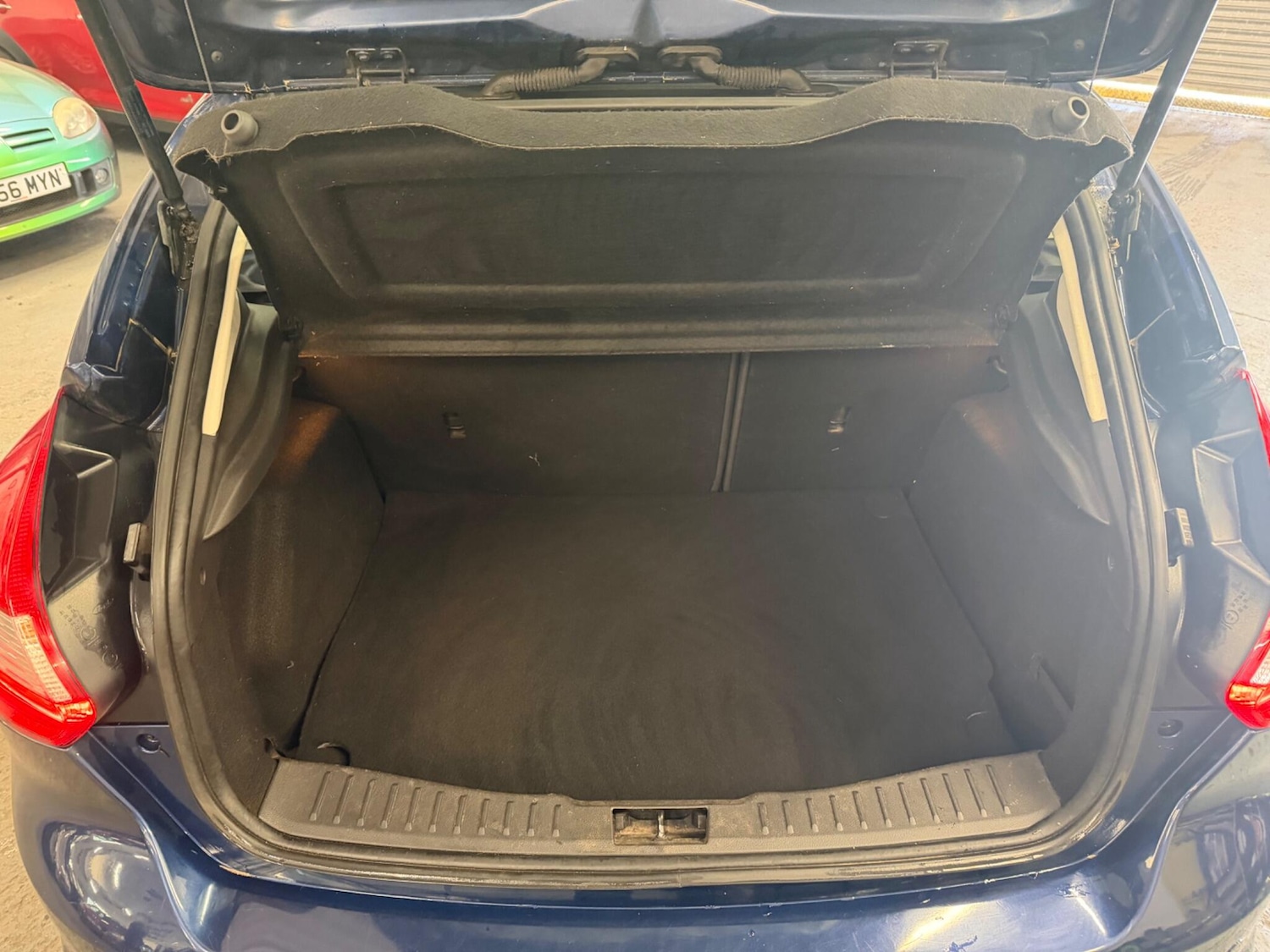 Used Ford Focus 2011 for sale - 77550160: Photo 32