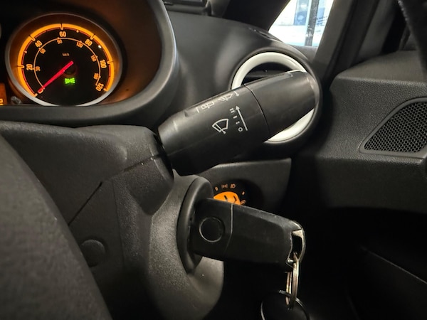 Used Vauxhall Corsa 2008 for sale - 76189437: Photo 17