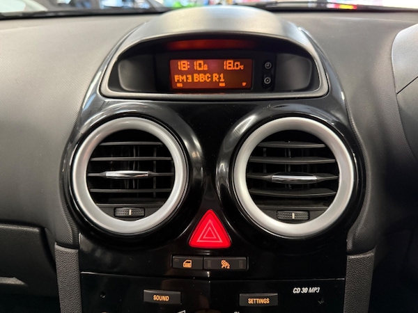 Used Vauxhall Corsa 2008 for sale - 76189437: Photo 24