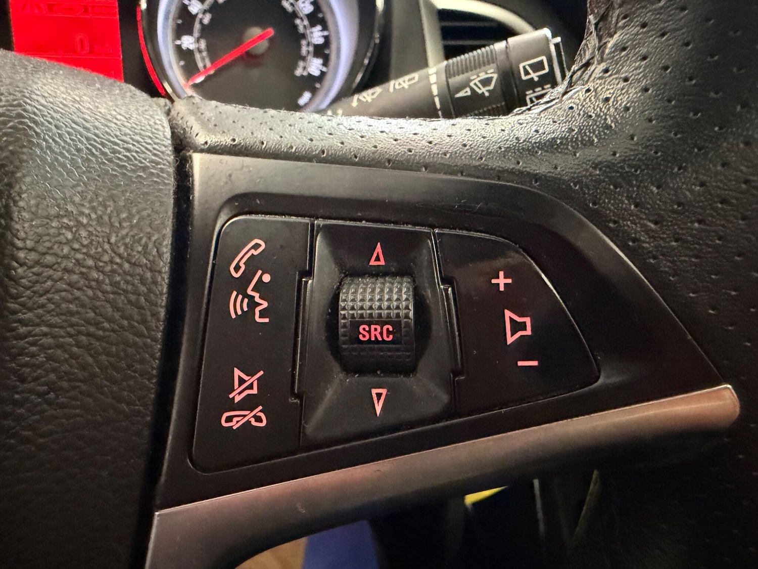 Used Vauxhall Astra GTC 2013 for sale - 77549855: Photo 14