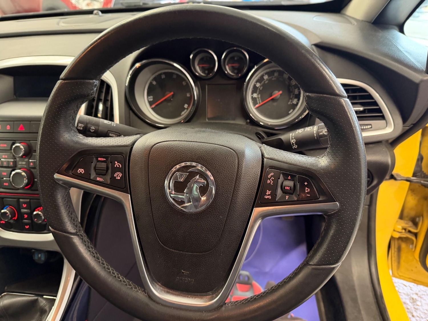 Used Vauxhall Astra GTC 2013 for sale - 77549855: Photo 29