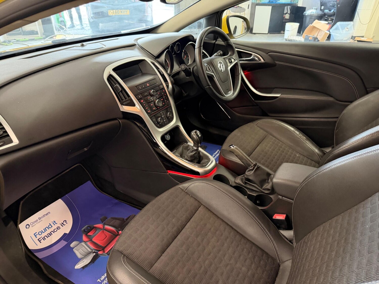 Used Vauxhall Astra GTC 2013 for sale - 77549855: Photo 31