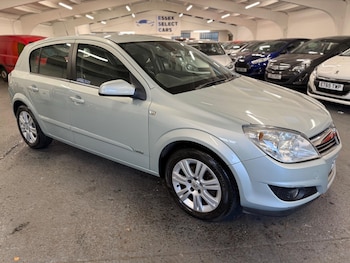Vauxhall - Astra