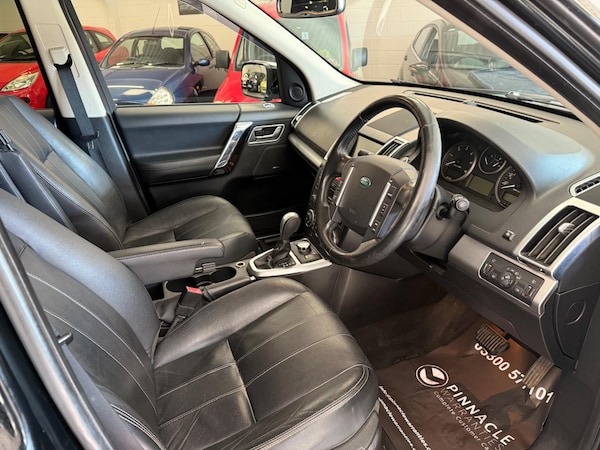 Used Land Rover Freelander 2 2011 for sale - 76084044: Photo 11