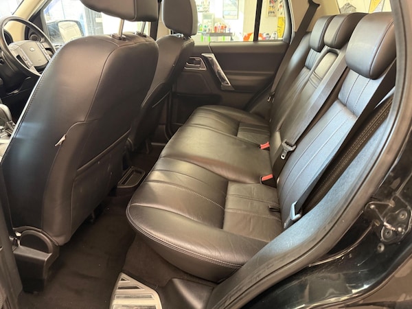 Used Land Rover Freelander 2 2011 for sale - 76084044: Photo 12