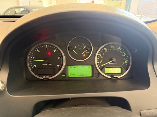 Used Land Rover Freelander 2 2011 for sale - 76084044: Photo 29