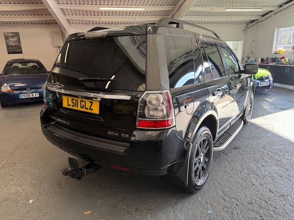 Used Land Rover Freelander 2 2011 for sale - 76084044: Photo 8