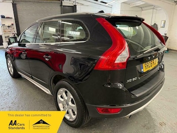 Used Volvo XC60 2010 for sale - 75477750: Photo