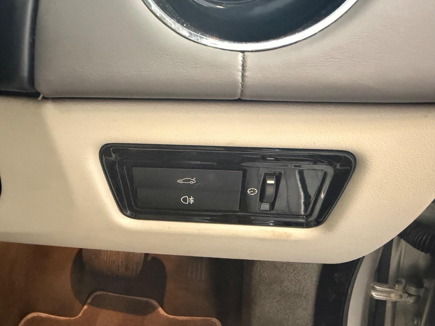 Used Jaguar XJ 2012 for sale - 76926808: Photo 18