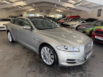 Used Jaguar XJ 2012 for sale - 76926808: Photo