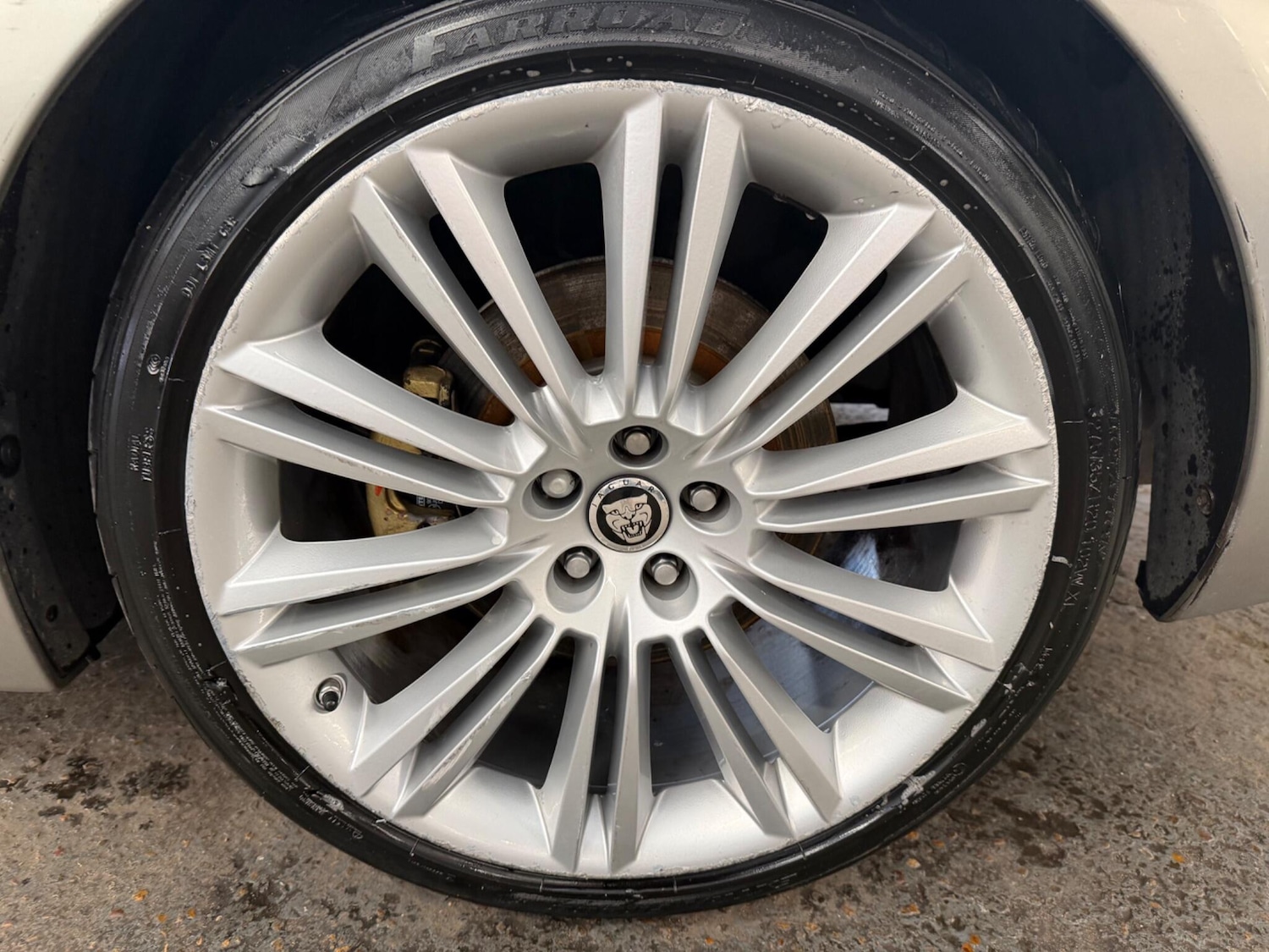 Used Jaguar XJ 2012 for sale - 76926808: Photo 24