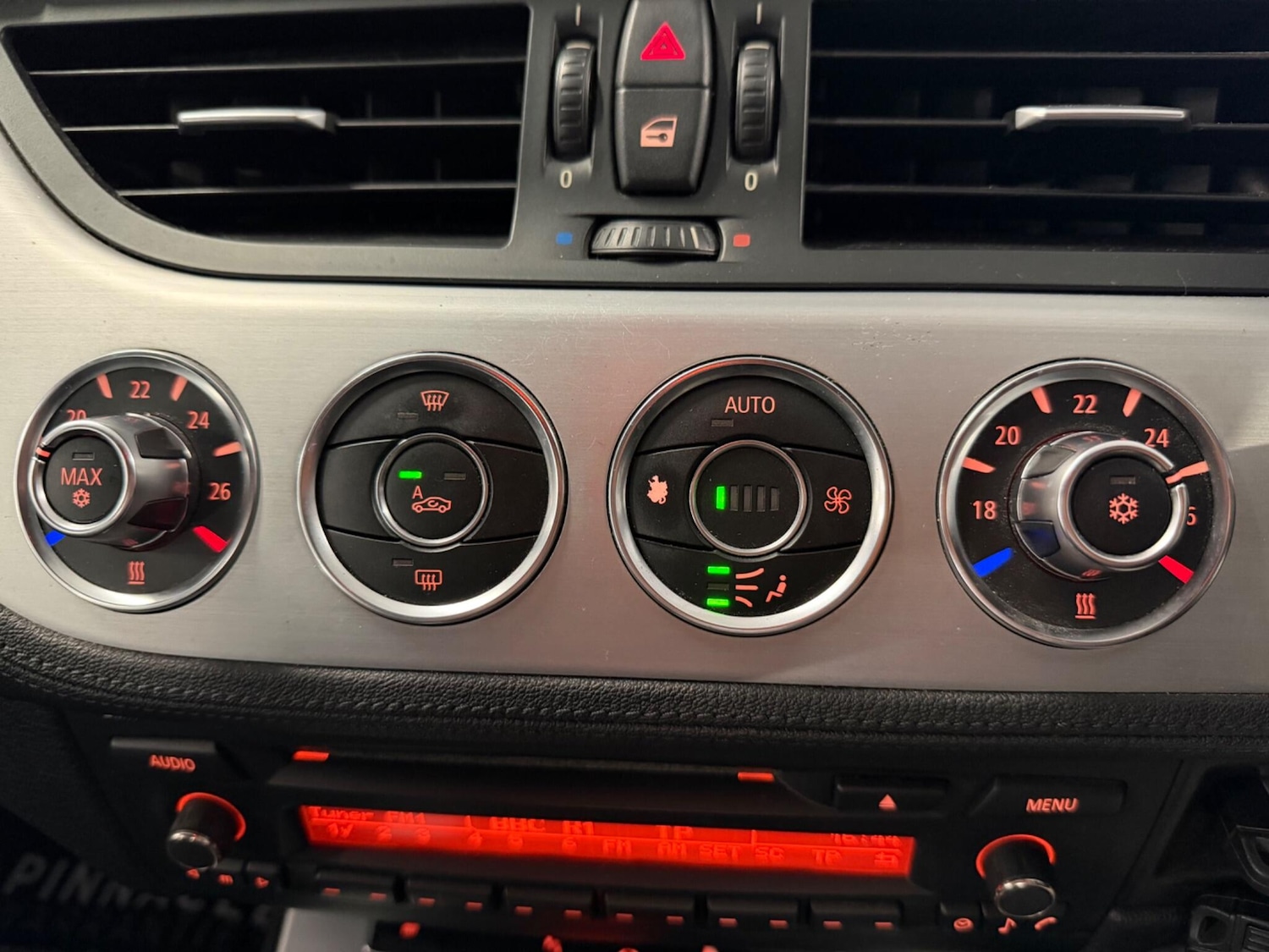 Used BMW Z4 2010 for sale - 78047988: Photo 23