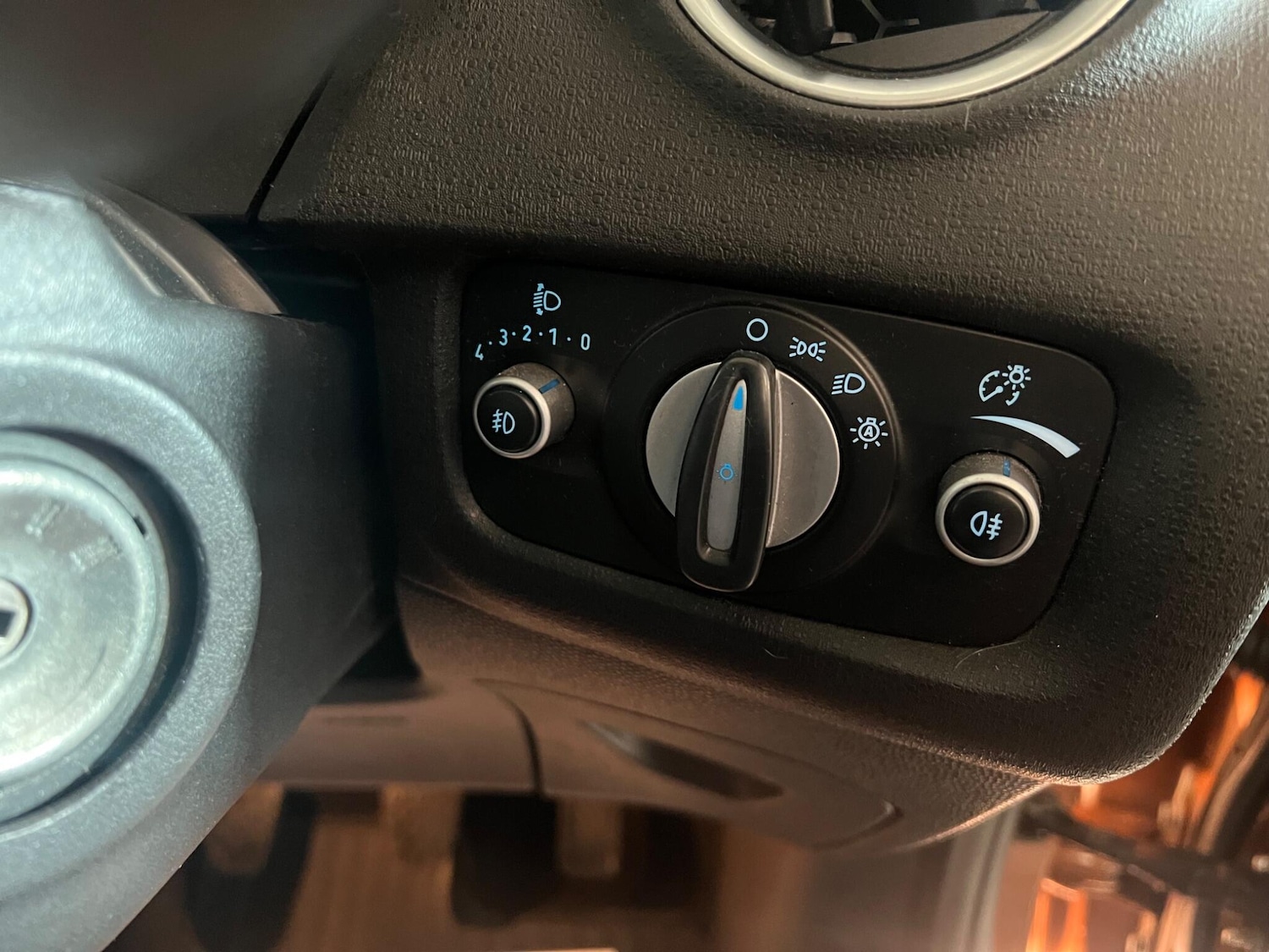 Used Ford Fiesta 2013 for sale - 76657501: Photo 15