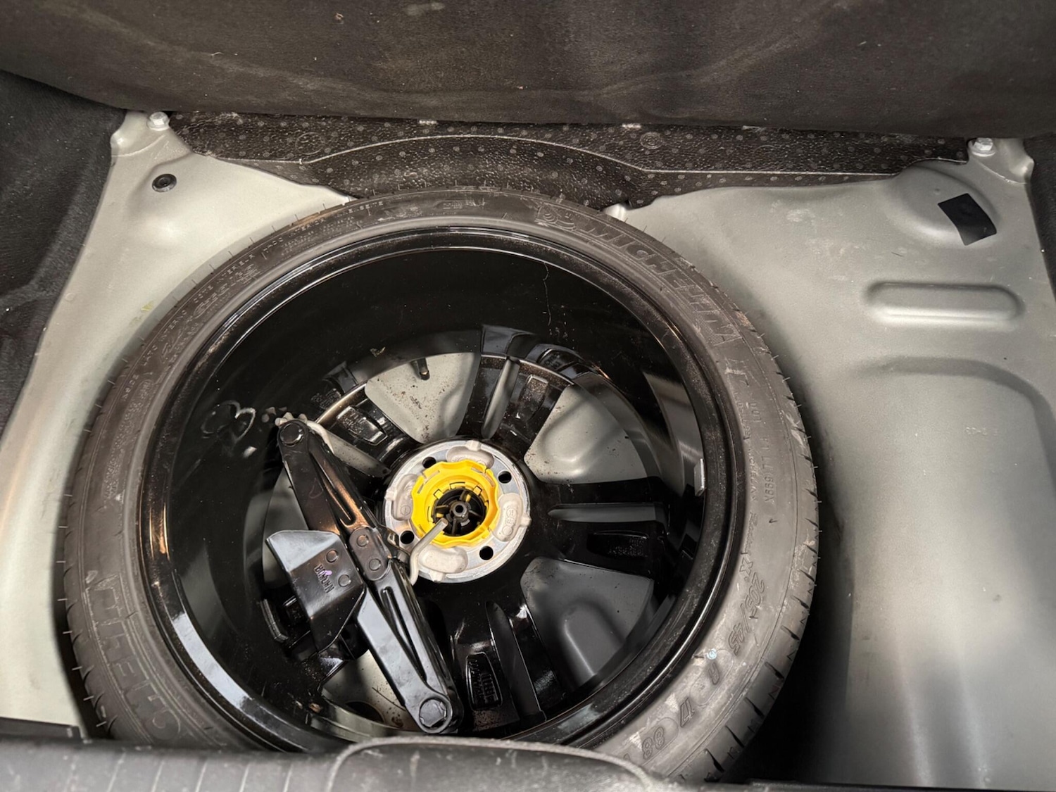 Used Peugeot 208 2015 for sale - 76020338: Photo 28