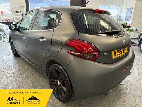 Used Peugeot 208 2015 for sale - 76020338: Photo 4