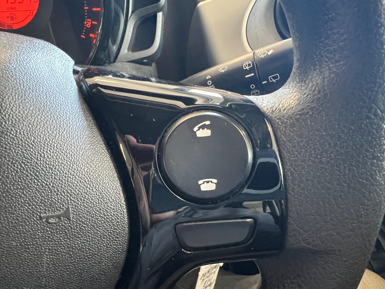 Used Peugeot 108 2015 for sale - 76994465: Photo 12