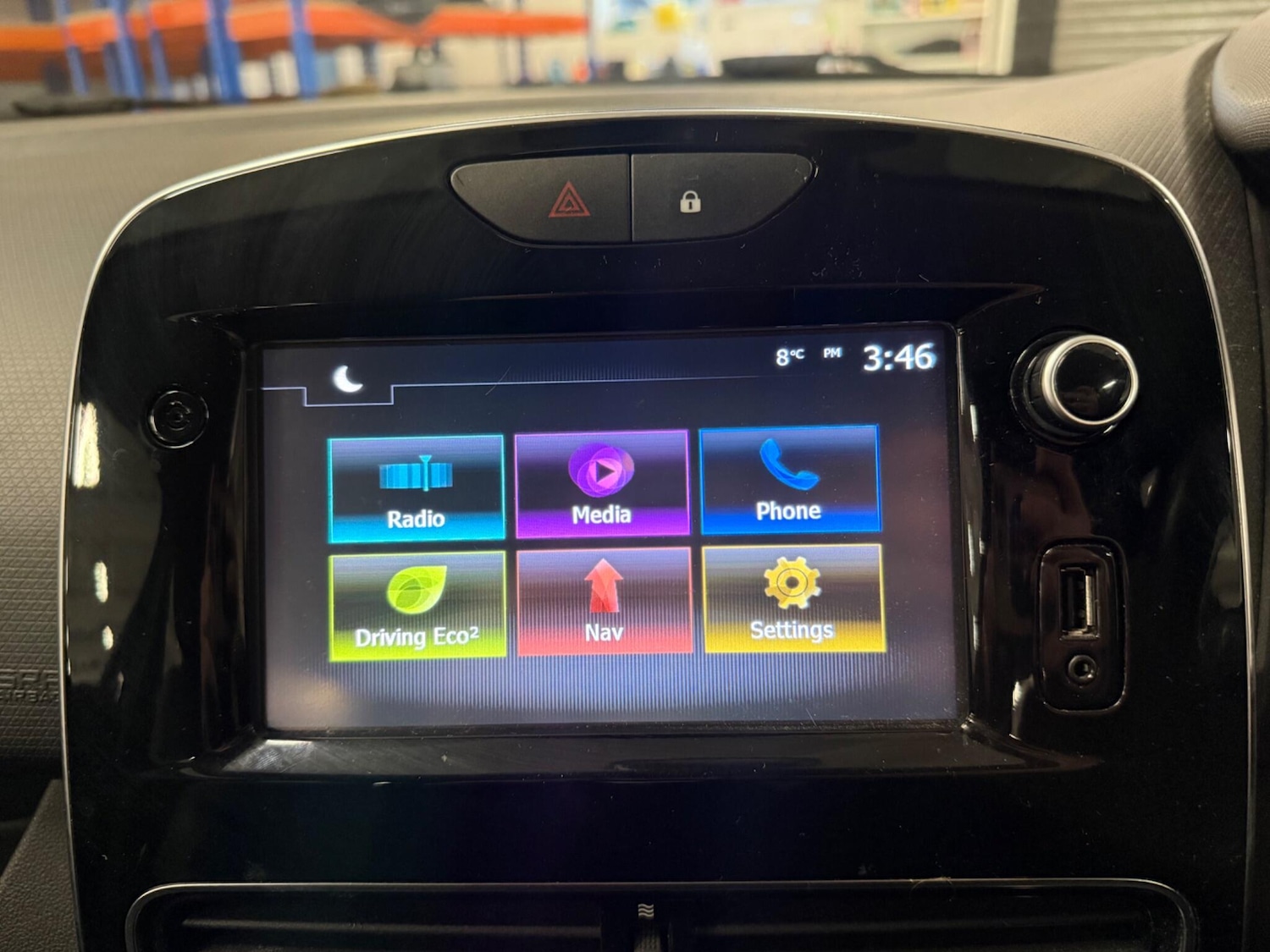 Used Renault Clio 2017 for sale - 77230074: Photo 25